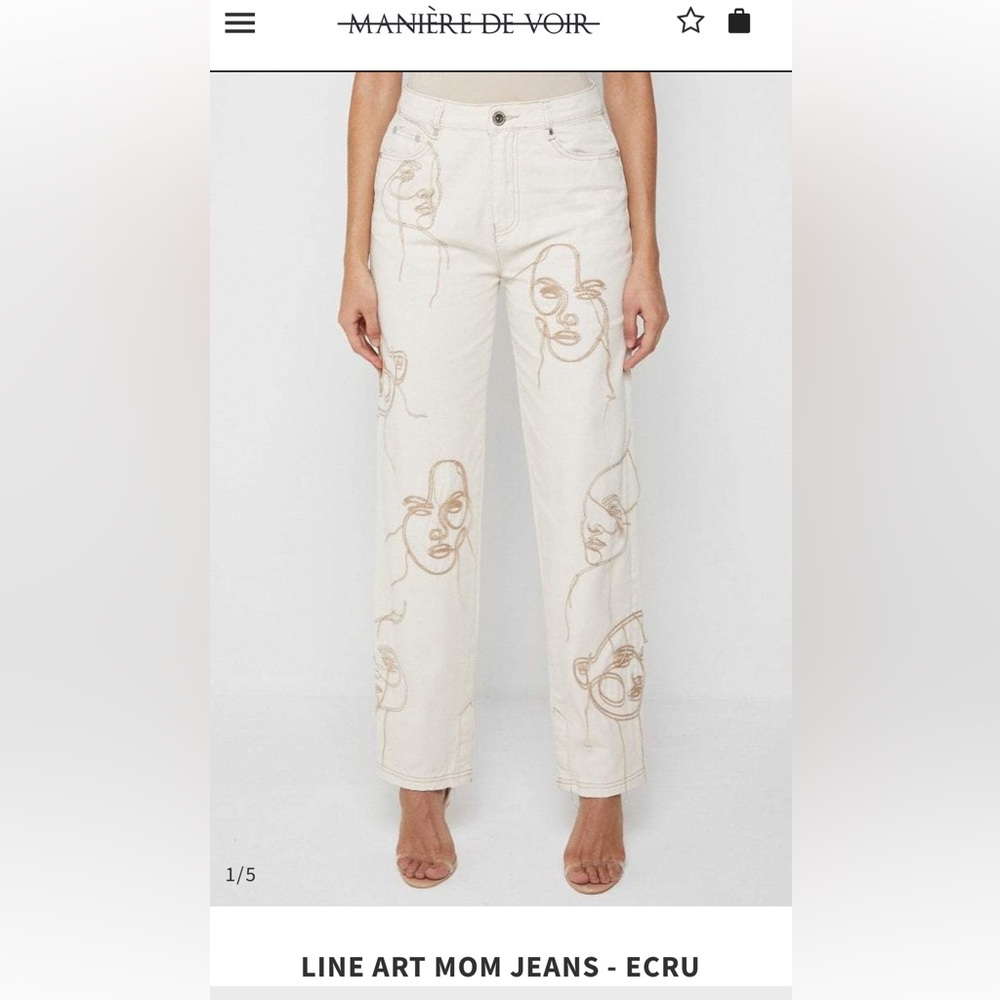 Maniere de Voire Line Art Mom Jeans in Ecru